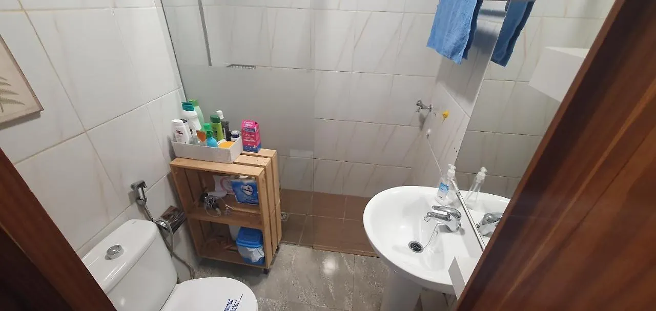 Burero Beach Stay - Comfy - Near Airport & Beaches El Burrero