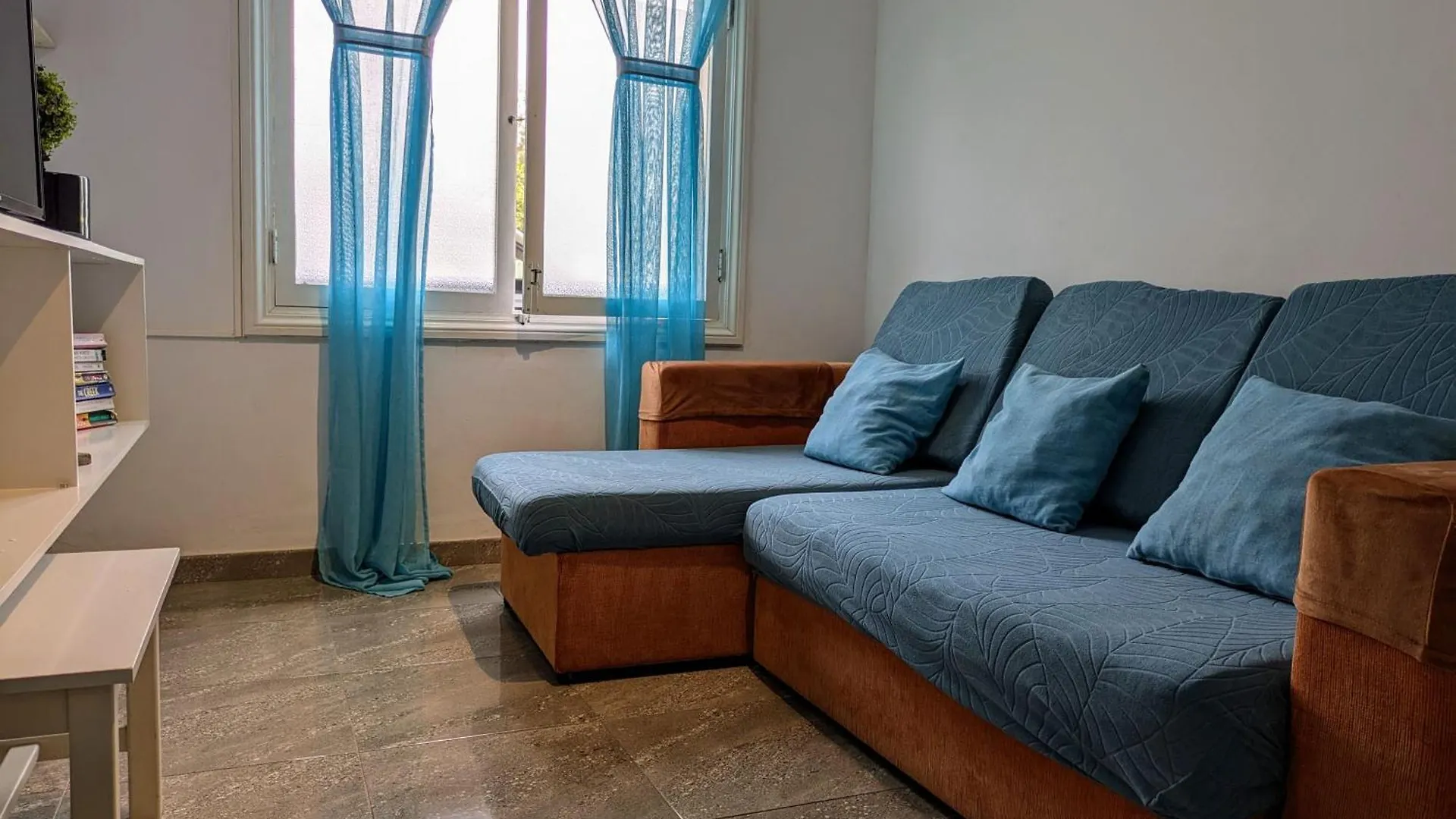 Burero Beach Stay - Comfy - Near Airport & Beaches El Burrero Apartamento